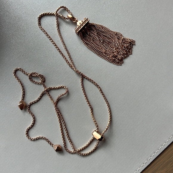 RARE Kendra Scott rose gold adjustable tassel necklace.with packaging. - Picture 2 of 3